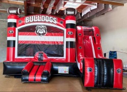 ME099ee4c0a78faca4ec5cf173ff5b245d 1778541879 Bulldogs Custom Bounce House W/Slide